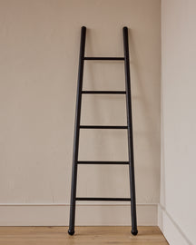 Black Bloak Ladders