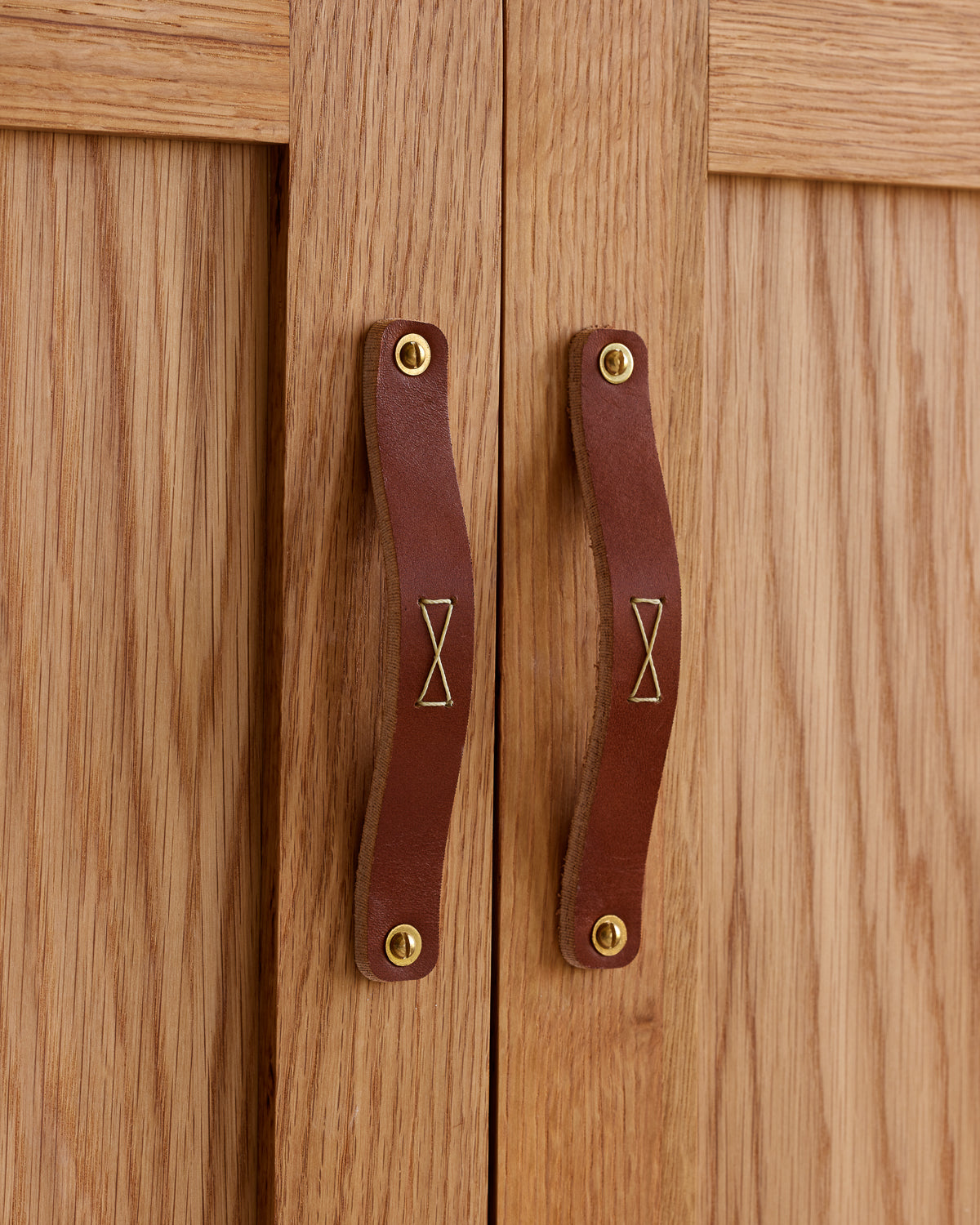 Leather Hardware Pull - Tan