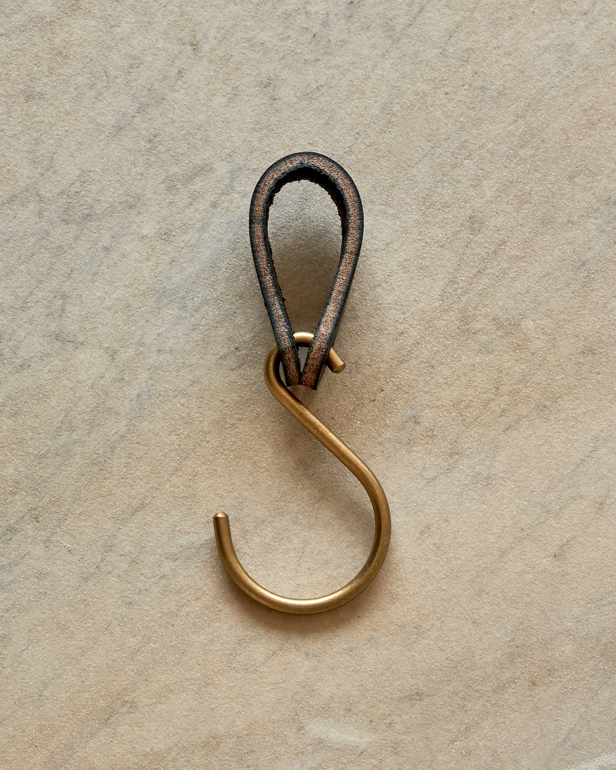 Ludlow Leather Hooks - Black